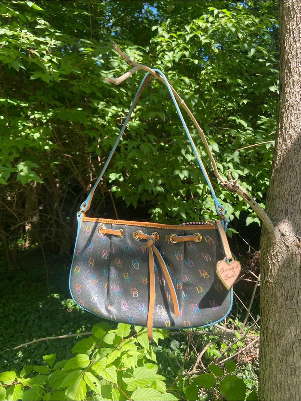 Dooney & Bourke vintage 2000s brown micro ✨with 🩷 weighted logo heart charm